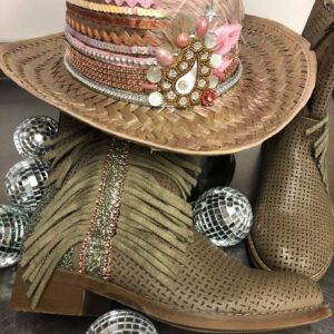 Boots - Image 3
