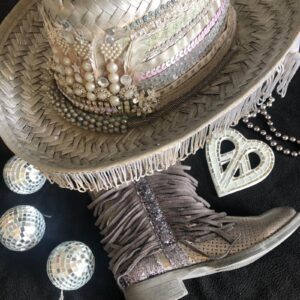 Boots - Image 2